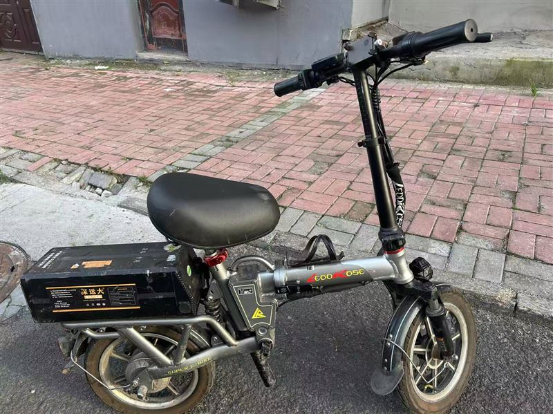 莱珞折叠电动车代驾专用