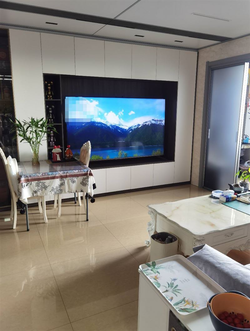 出售东北亚比优特楼上住宅