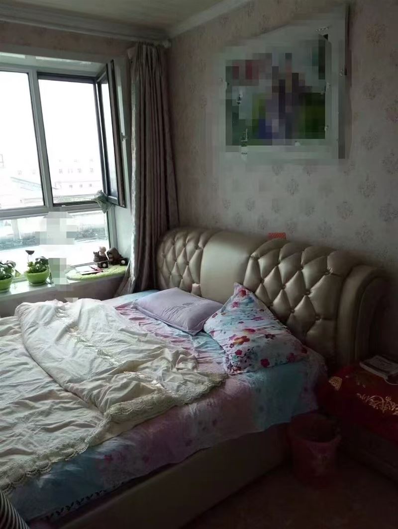 出售九小九中学区房九九嘉园三楼
